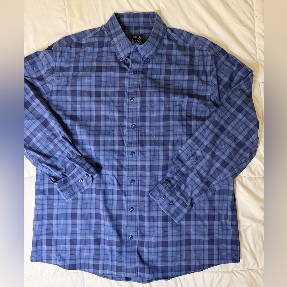 Jos A Bank Traveler’s Collection Blue Plaid Men's Shirt
